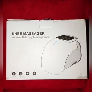 Knee massager